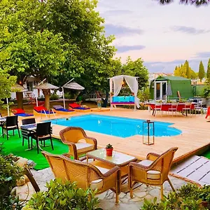 Privatunterkunft Mursel Garden Kusadası